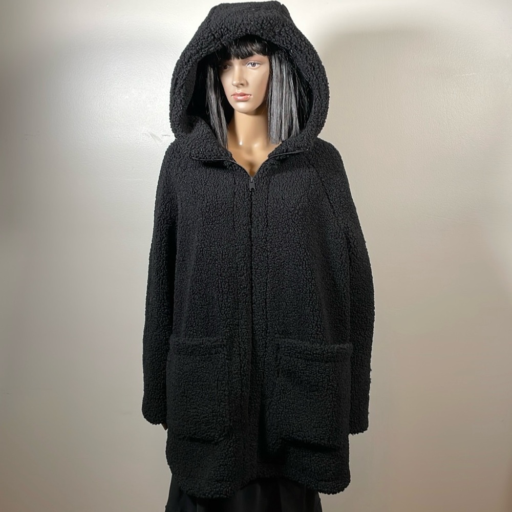 Andrew Marc Seneca faux fur teddy coat size M